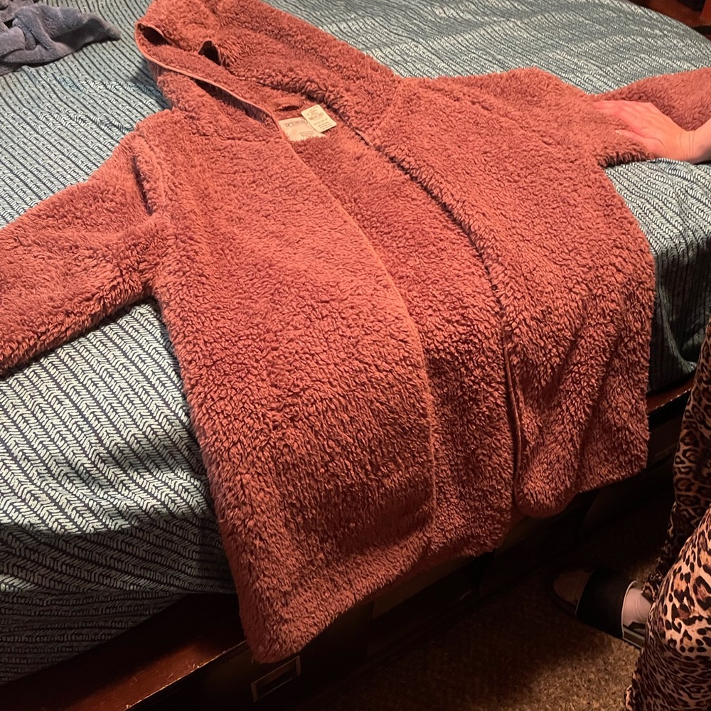 Pink Cardigan size small but fits large very soft